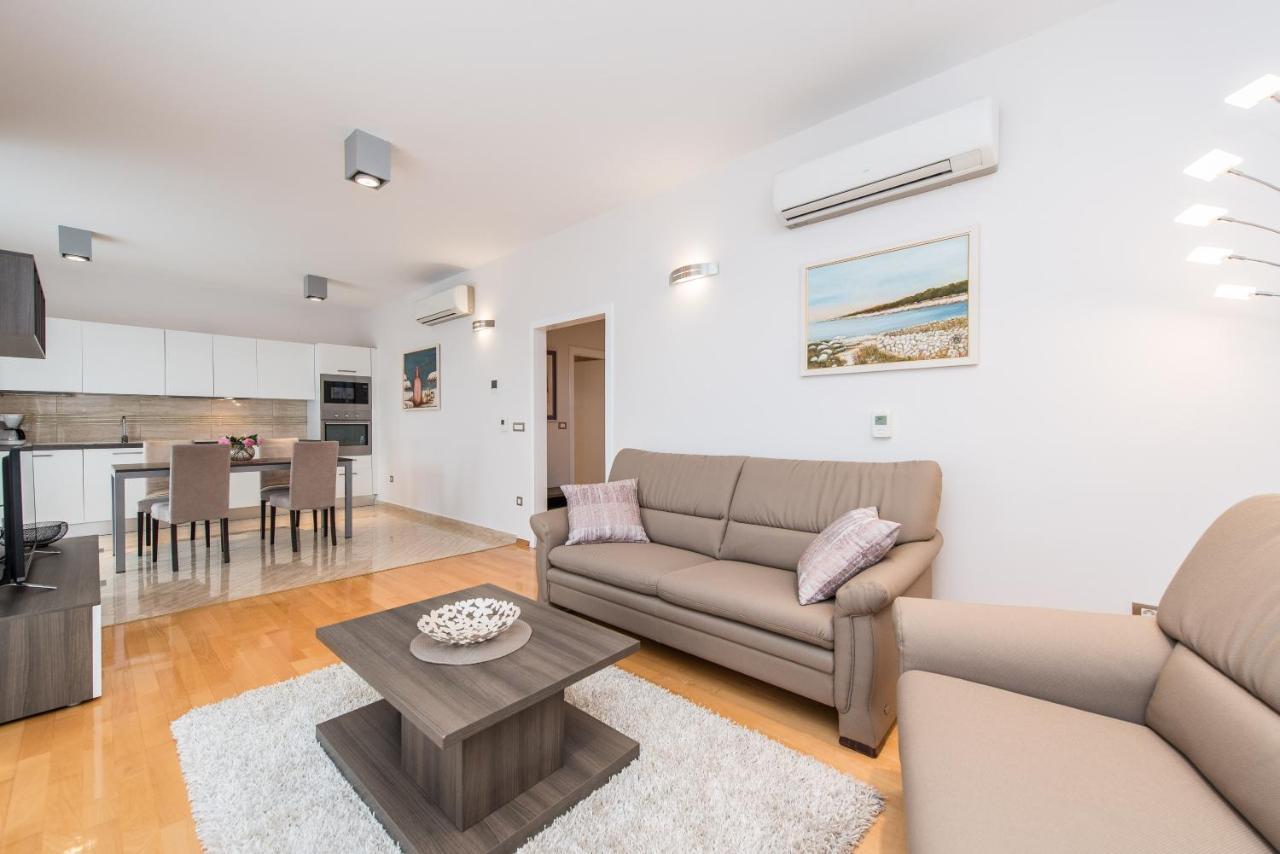 Kings View Sarkic Apartment Novalja Luaran gambar