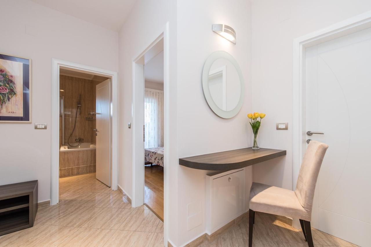 Kings View Sarkic Apartment Novalja Luaran gambar